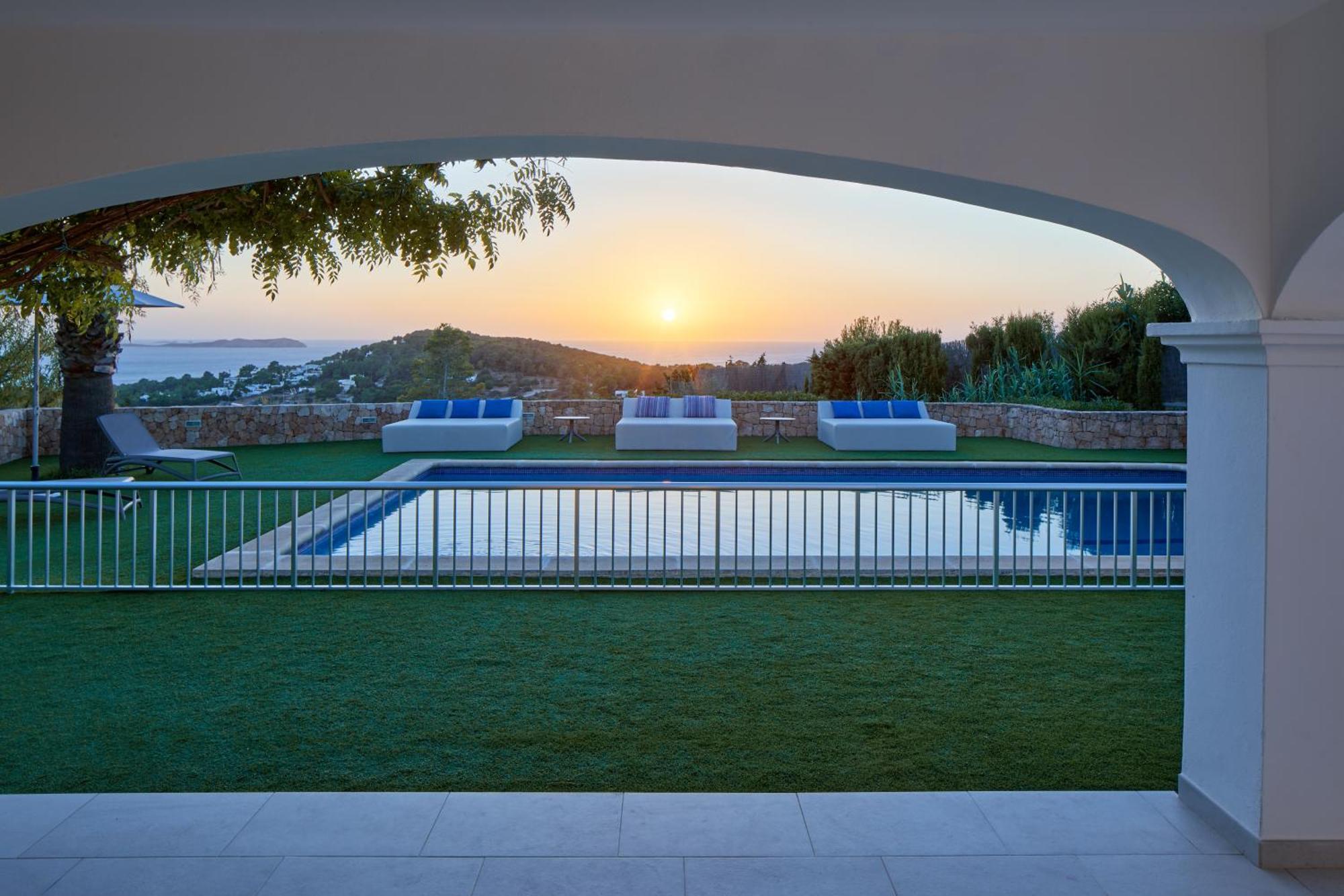 Villa Can Joan I - Fantastic Sunset Views And Family Friendly - San Antonio  Exterior foto