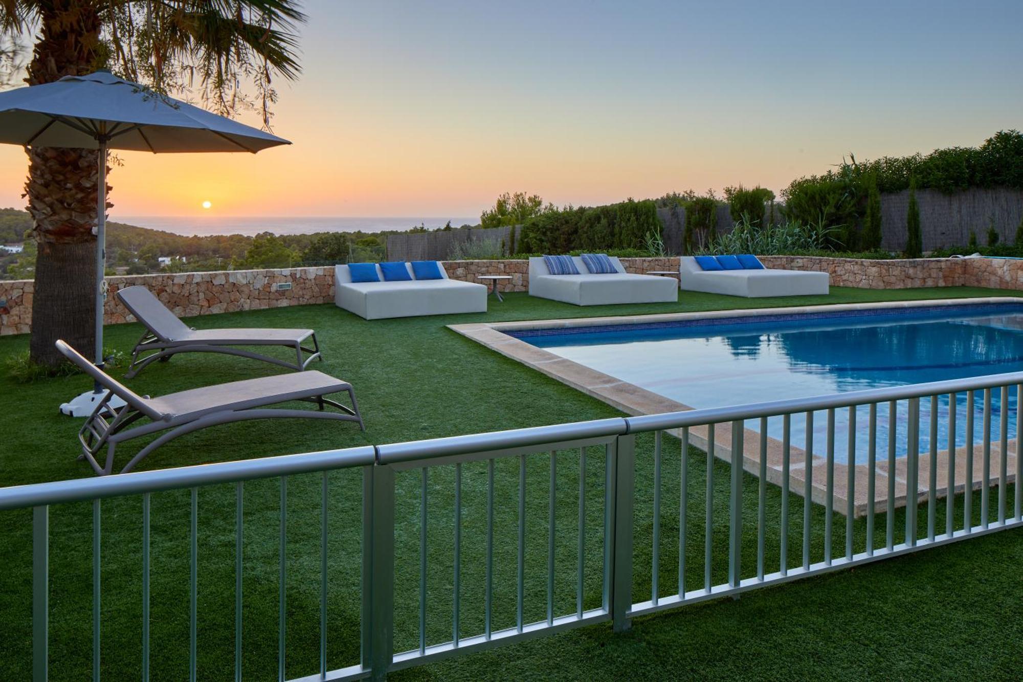 Villa Can Joan I - Fantastic Sunset Views And Family Friendly - San Antonio  Exterior foto
