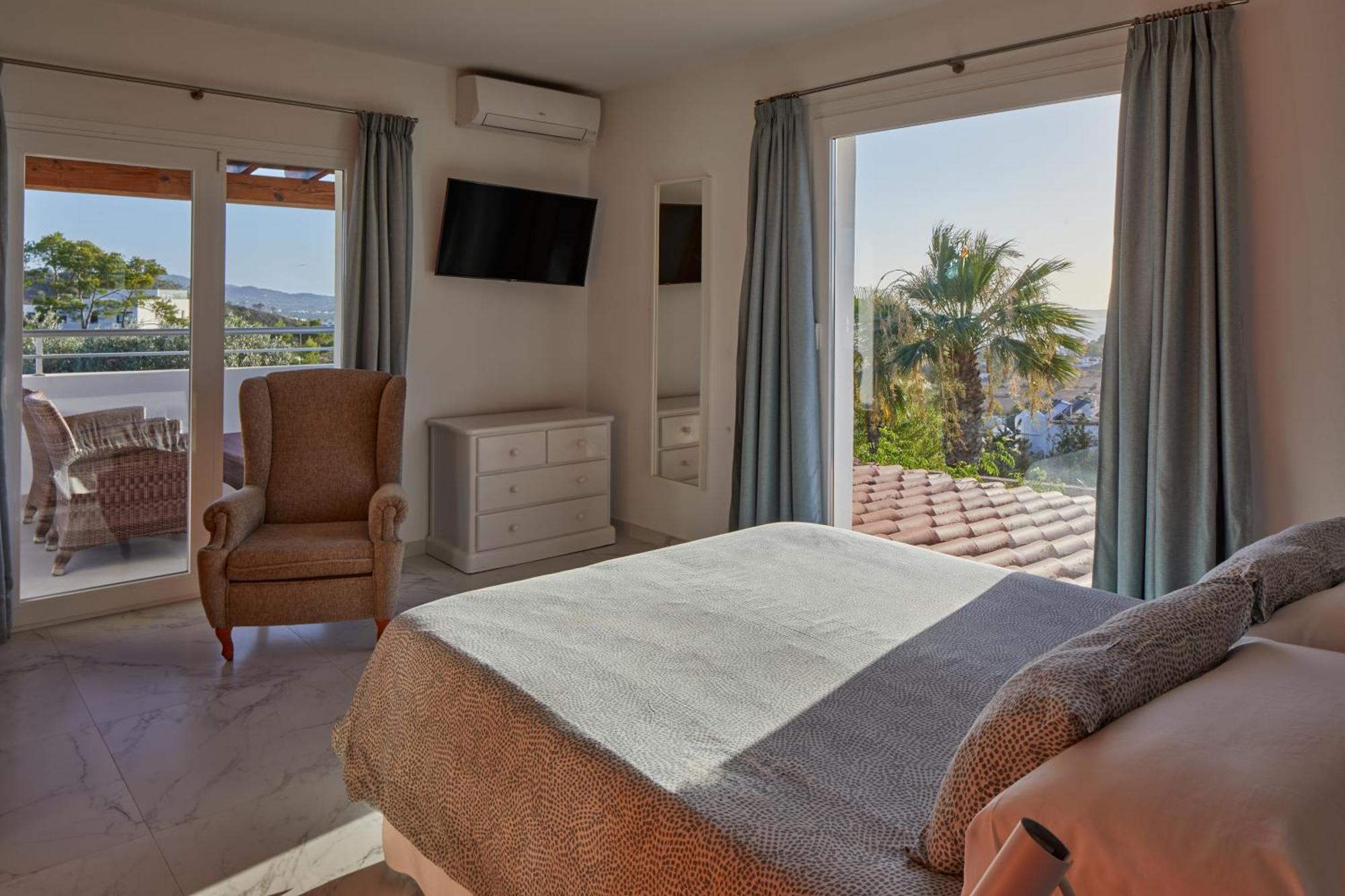Villa Can Joan I - Fantastic Sunset Views And Family Friendly - San Antonio  Exterior foto